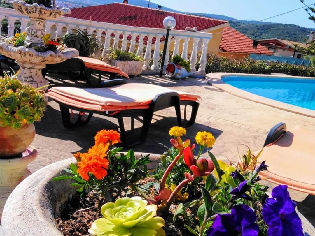 La Finestra Sul Mare Acomodação com café da manhã Budoni Exterior foto